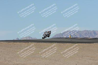 media/Dec-04-2025-Racers Edge (Thu) [[5ebc9f124d]]/3-B Group/7-Session 4 (Turn 10 Inside)/